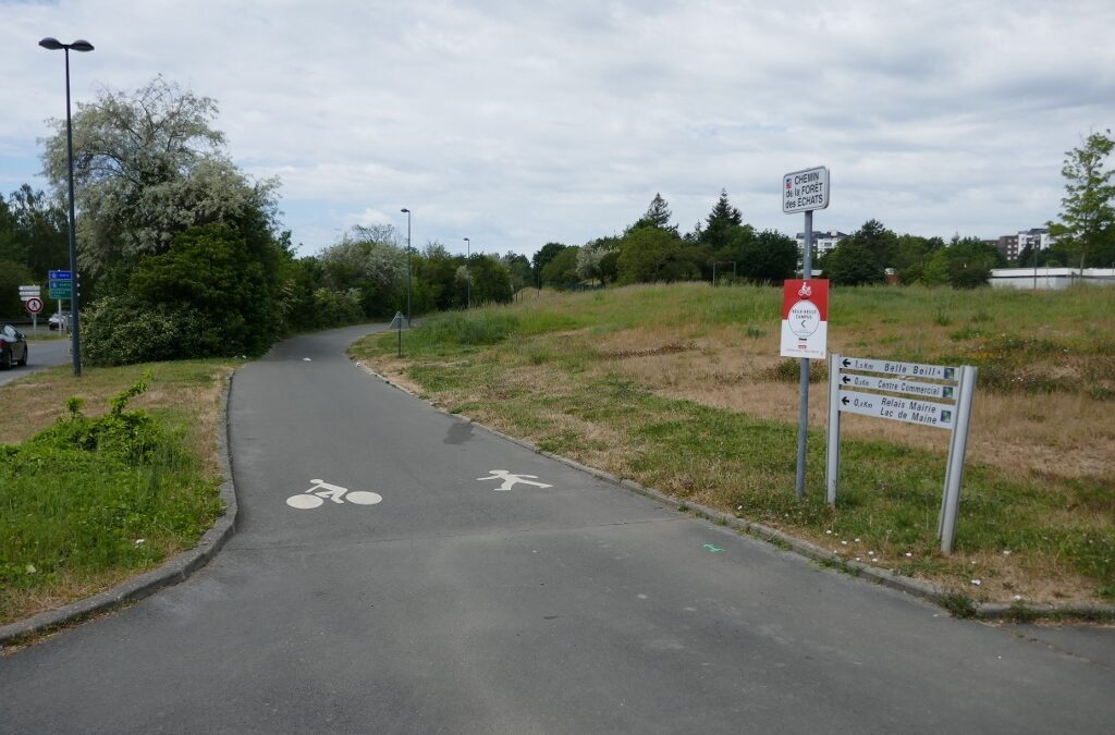 « C’est le printemps : pourquoi ne pas essayer de venir au lycée en vélo,… »